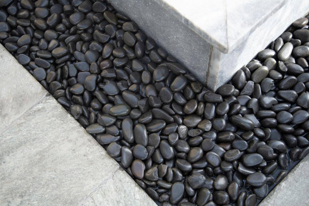 Polished Black Beach Pebbles 40lb Bags