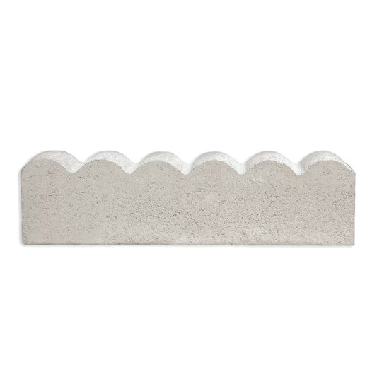 Straight Scalloped Edging Concrete 24" White